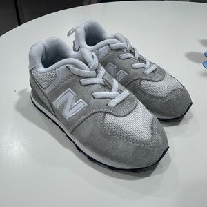 New Balance 574 White and Blue Interior